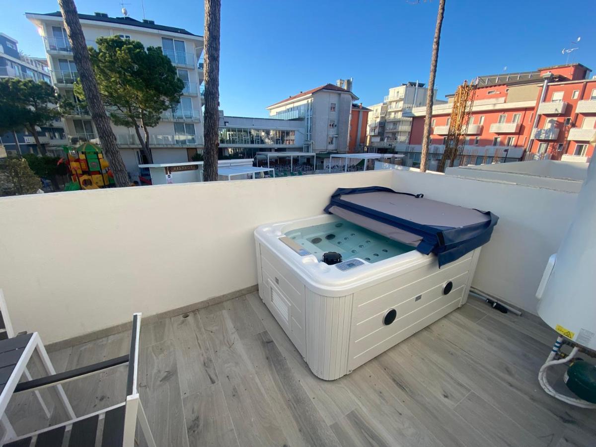 Marina Suites & Apartments 4 Stelle S Caorle Exterior foto