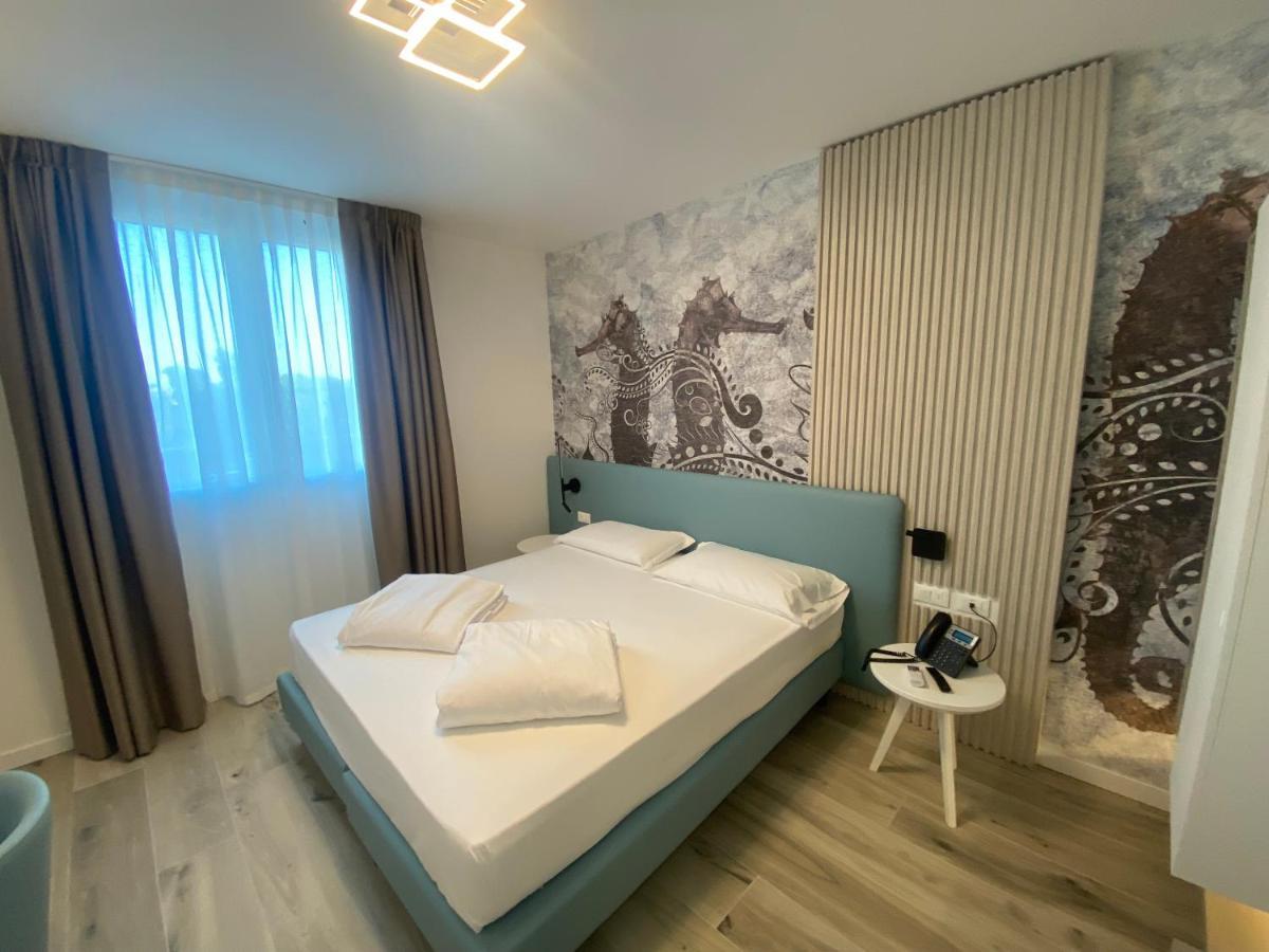 Marina Suites & Apartments 4 Stelle S Caorle Exterior foto