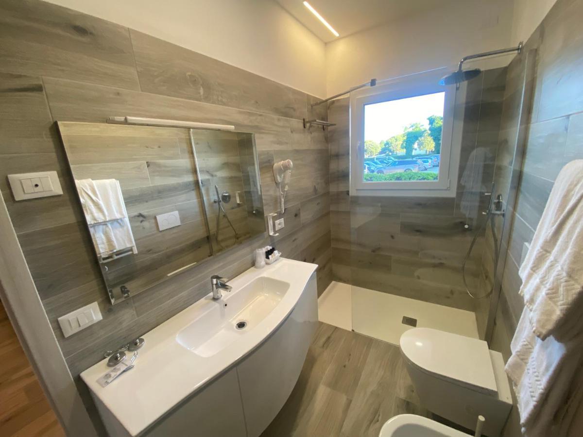 Marina Suites & Apartments 4 Stelle S Caorle Exterior foto