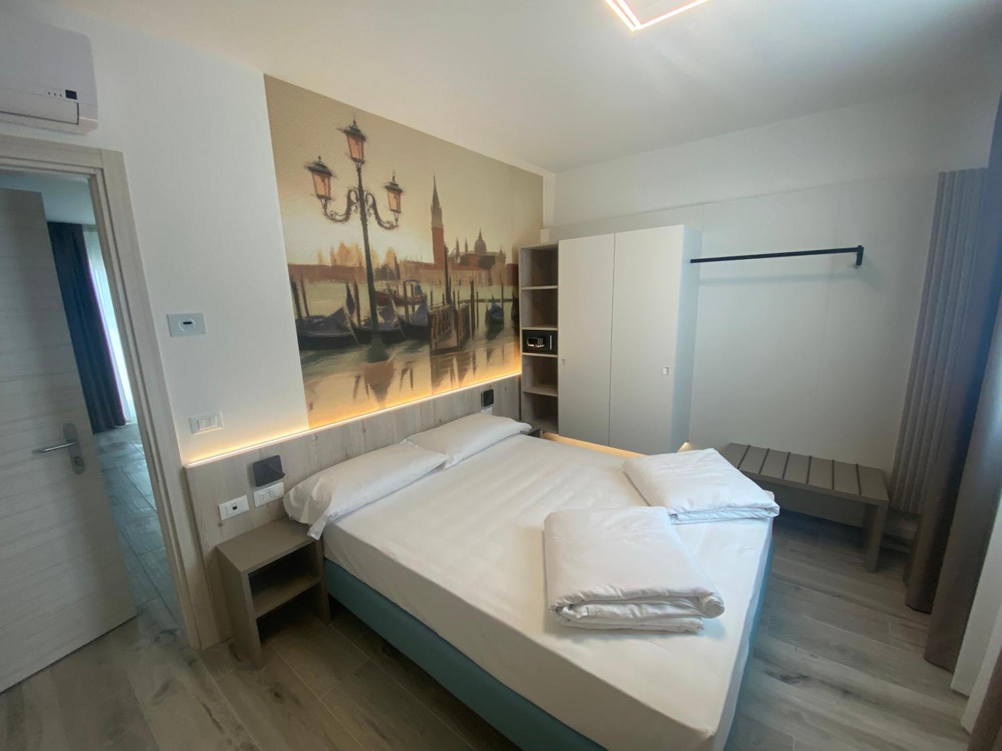 Marina Suites & Apartments 4 Stelle S Caorle Exterior foto